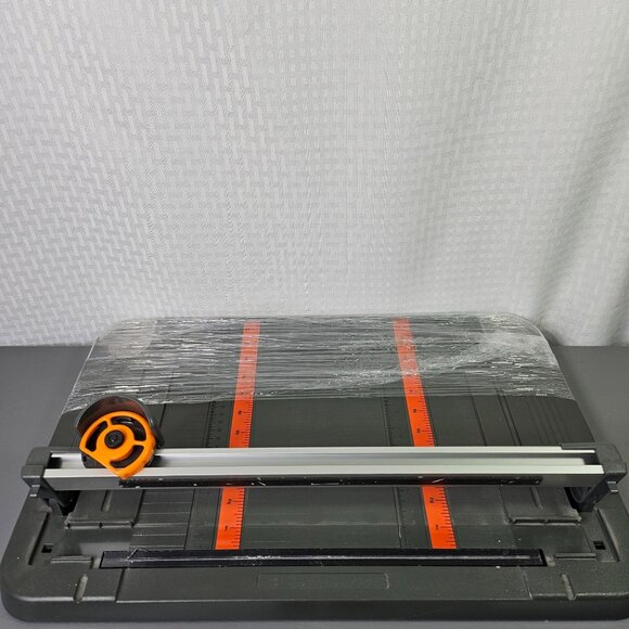 Paper Cutter Trimmer With Ruler & Sliding Blade - Picture 1 of 5